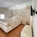 Da Ale E De * Isolabona