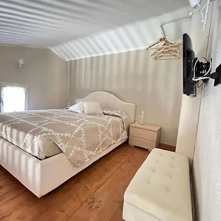 Da Ale E De * Isolabona